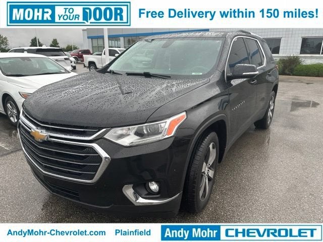 2018 Chevrolet Traverse LT Leather in Mosaic Black Metallic — front three-quarter view