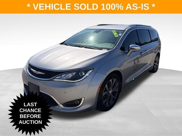 2017 Chrysler Pacifica Limited in Billet Silver Met — front three-quarter view