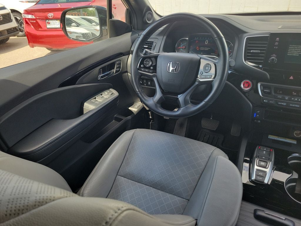 2020 Honda Passport — detail view