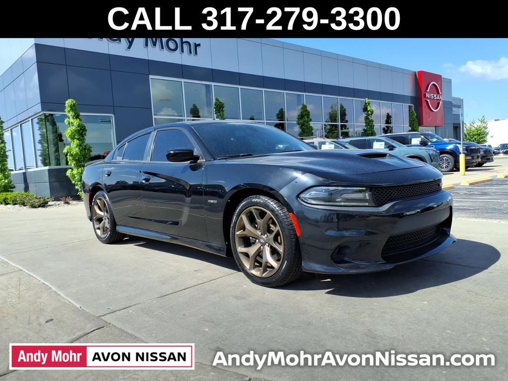2019 Dodge Charger R/T in Pitch Black Clearcoat — front three-quarter view