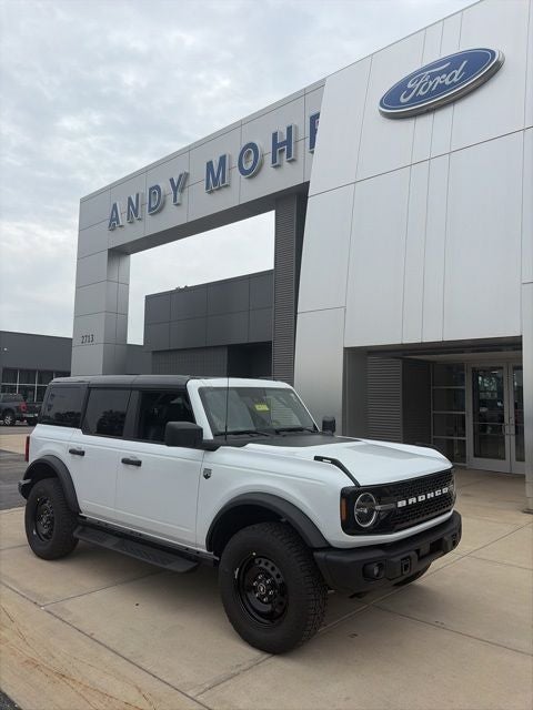 2026 Ford Bronco Big Bend in Oxford White — front three-quarter view
