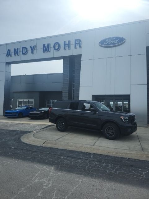 2026 Ford Expedition Active in Gray Metallic — front three-quarter view