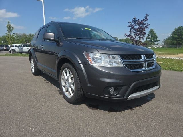 2015 Dodge Journey Limited in Crystal Metallic — front three-quarter view