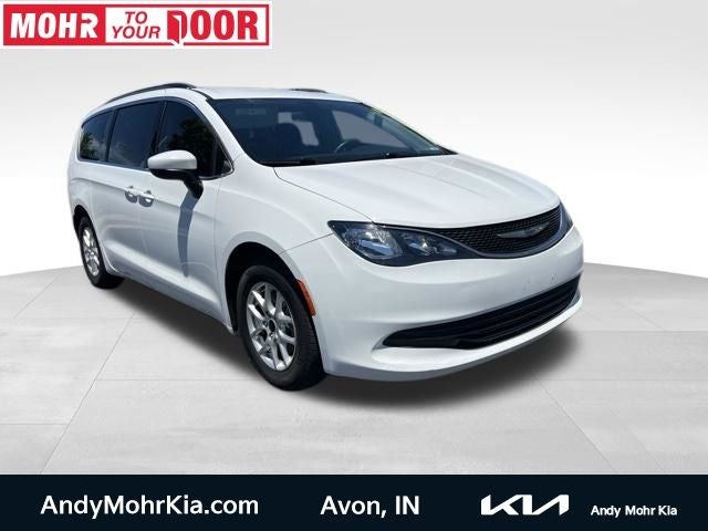 2020 Chrysler Voyager